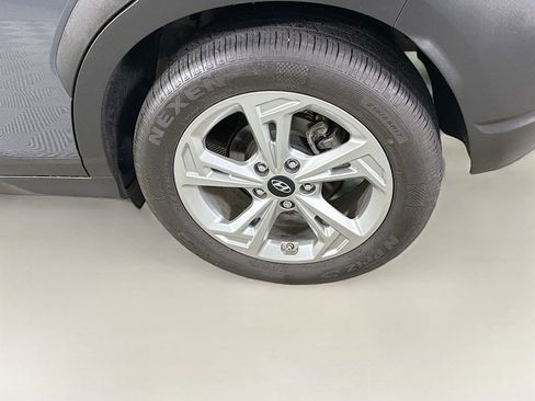 Used 2023 Hyundai Kona SEL FWD image 29