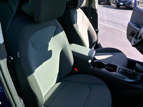 Used 2025 Kia K4 LXS image 17