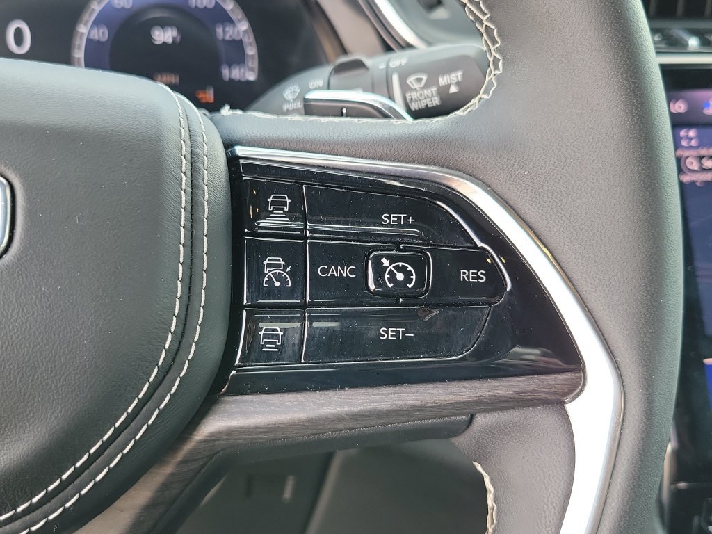 Used 2023 Jeep Grand Cherokee L Overland AWD/4WD image 22