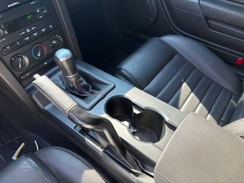 Used 2007 Ford Mustang Shelby GT500 RWD image 22
