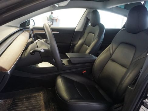 Used 2022 Tesla Model 3 Long Range AWD/4WD image 15