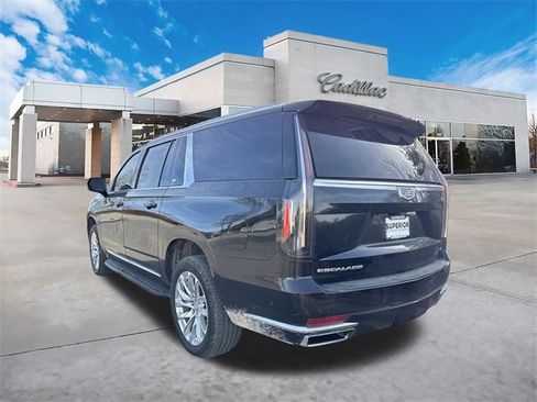 Used 2023 Cadillac Escalade ESV Premium Luxury w/ LPO, Radiant Package image 9