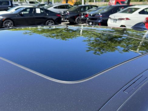 Certified 2023 BMW 530e xDrive AWD/4WD image 11