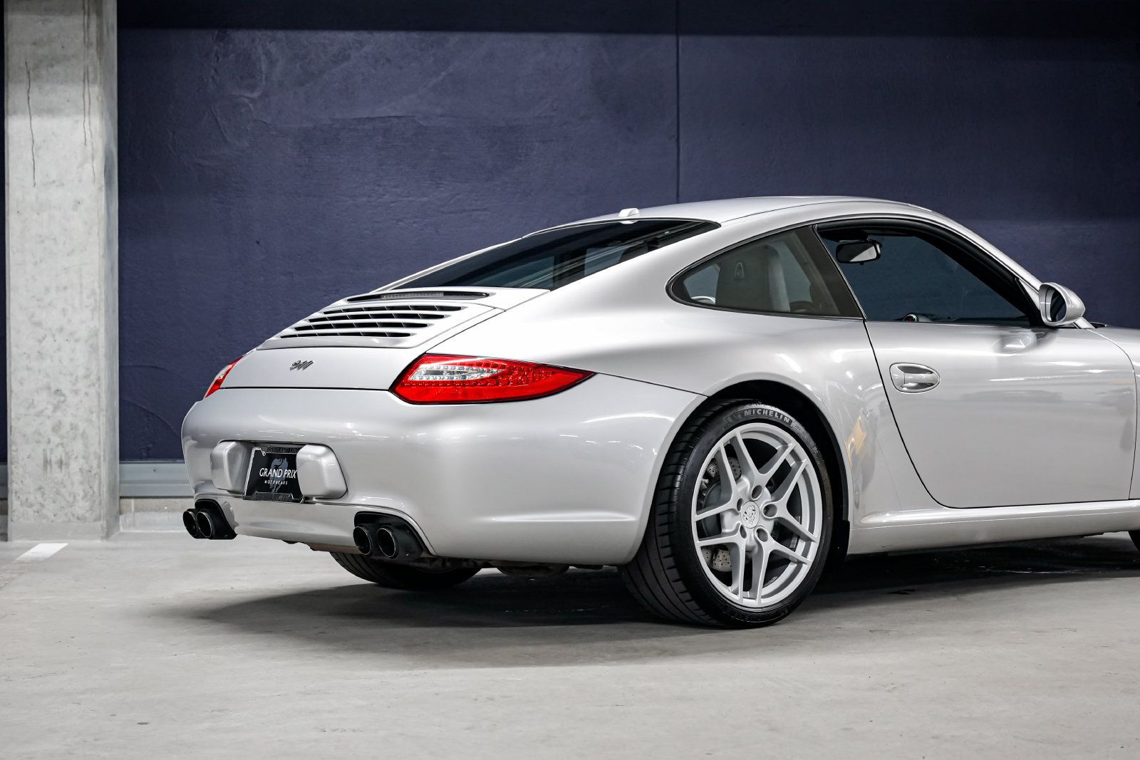 Used 2011 Porsche 911 Carrera RWD image 33