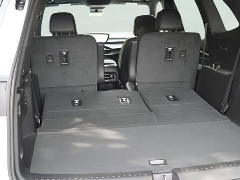 New 2026 Buick Enclave Avenir w/ Super Cruise Package image 32