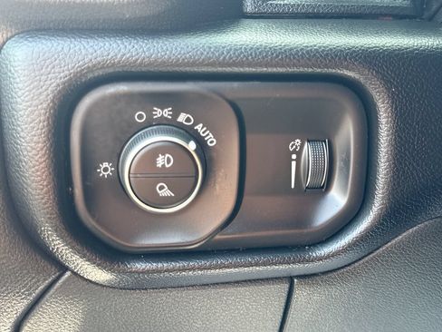 Used 2026 RAM 2500 Big Horn AWD/4WD image 17