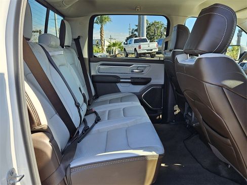 Used 2025 RAM 1500 Laramie image 14