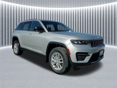 New 2025 Jeep Grand Cherokee Laredo X w/ Luxury Tech Group I image 1