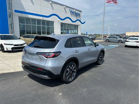 New 2026 Honda HR-V EX-L image 8