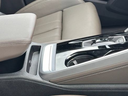 Used 2025 Audi Q5 Premium Plus AWD/4WD image 6