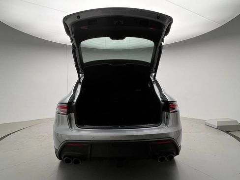 Certified 2025 Porsche Macan S AWD/4WD image 20