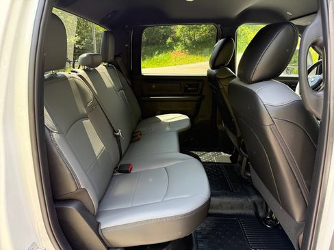 New 2026 RAM 3500 Tradesman w/ Chrome Appearance Group A AWD/4WD image 18