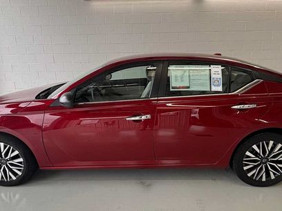 Used 2025 Nissan Altima 2.5 SV