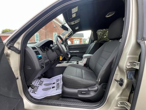 Used 2012 Ford Escape XLT image 12