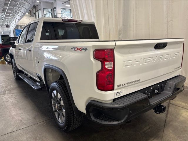 Used 2024 Chevrolet Silverado 2500 Custom w/ Custom Value Package AWD/4WD image 6