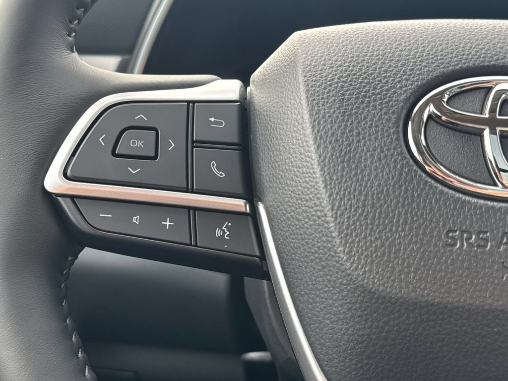 New 2026 Toyota Highlander Platinum AWD/4WD image 21