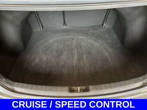 Used 2017 Hyundai Elantra Value Edition image 11