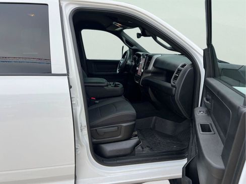 Used 2025 RAM 3500 Tradesman AWD/4WD image 16