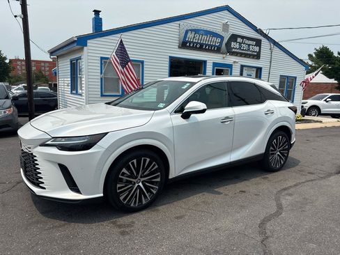 Used 2023 Lexus RX 350 Premium Plus w/ Accessory Package AWD/4WD image 3