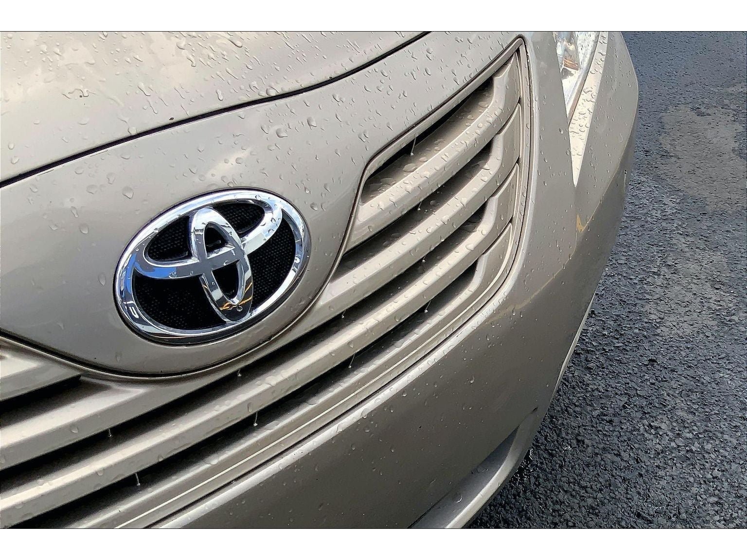 Used 2009 Toyota Camry SE FWD image 30