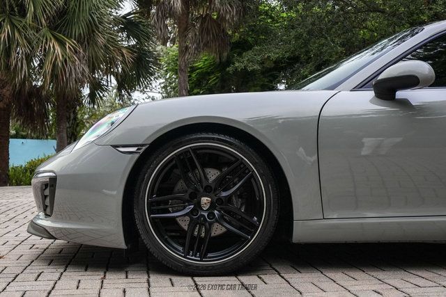 Used 2019 Porsche 911 Carrera RWD image 4
