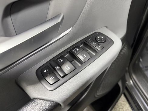 Used 2020 RAM 1500 Big Horn image 16