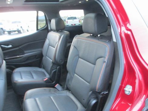 Certified 2023 GMC Acadia AT4 w/ Preferred Package image 20