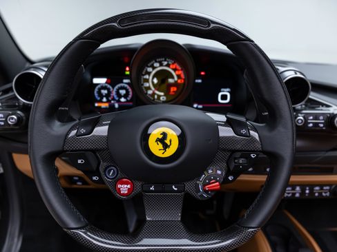 Certified 2022 Ferrari F8 Tributo RWD image 65