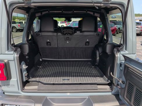 Used 2026 Jeep Wrangler Unlimited Rubicon 392 w/ Quick Order Package 27X Moab AWD/4WD image 32