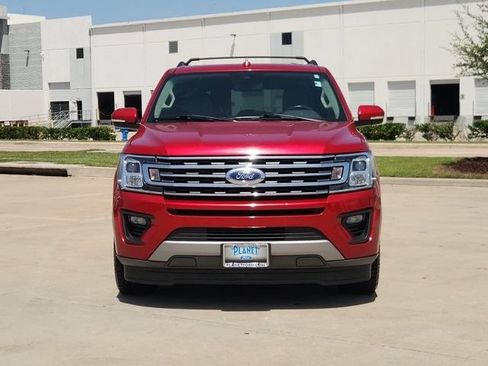 Used 2021 Ford Expedition XLT RWD image 2