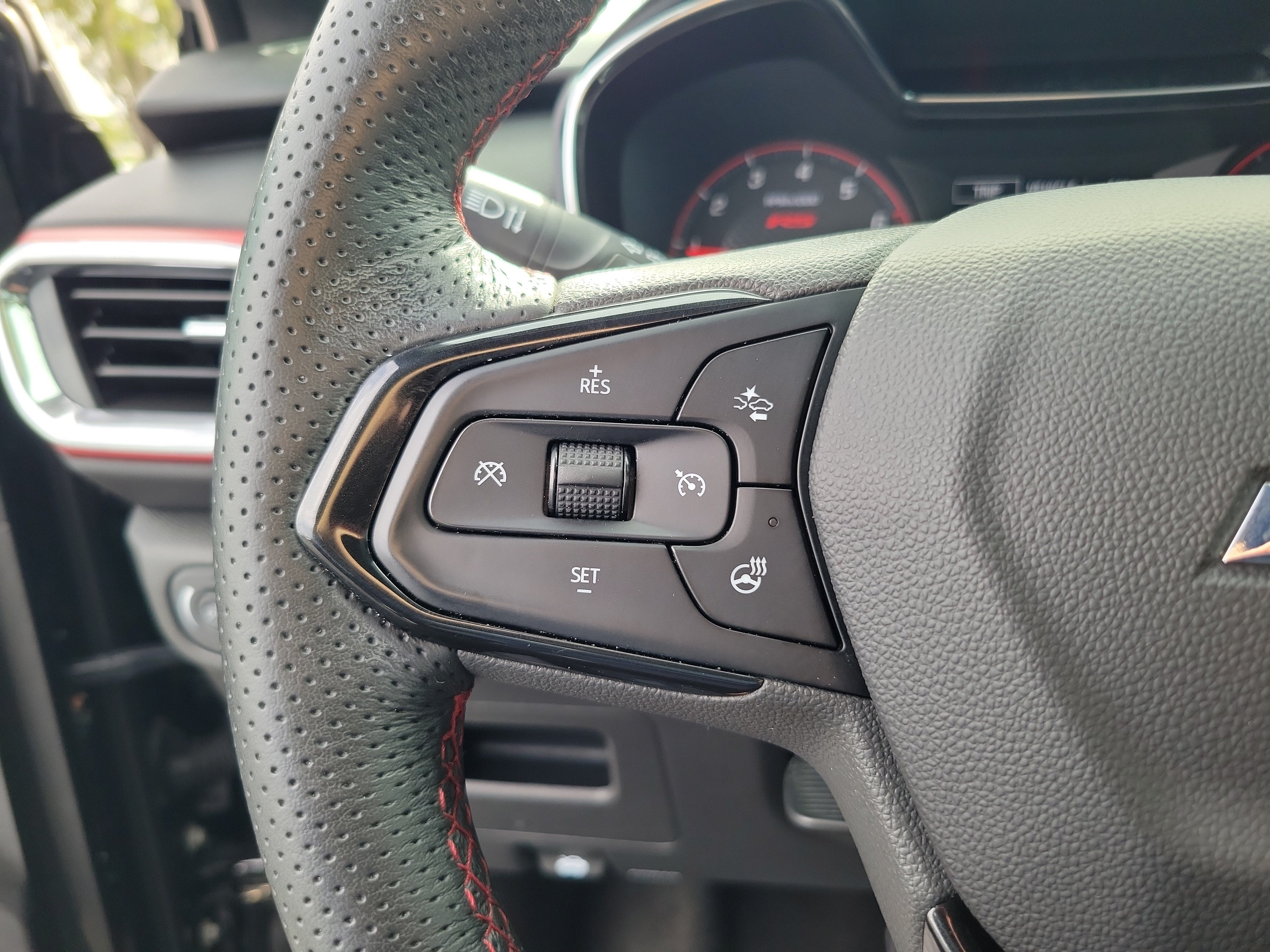 Used 2023 Chevrolet TrailBlazer RS w/ Convenience Package FWD image 20