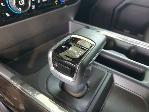 Used 2023 Chevrolet Silverado 1500 LTZ RWD image 30