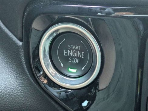 Used 2025 Chevrolet Silverado 1500 High Country w/ Midnight Edition AWD/4WD image 27