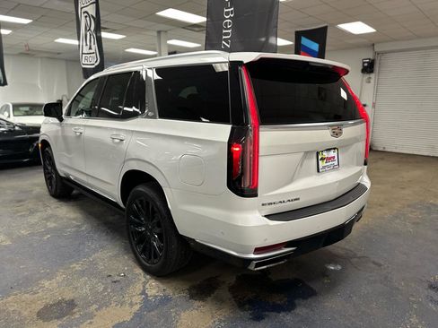 Used 2023 Cadillac Escalade Premium Luxury w/ Performance Package AWD/4WD image 8