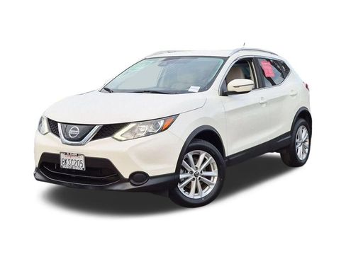 Certified 2019 Nissan Rogue Sport SV FWD image 1