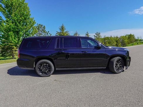 Used 2019 GMC Yukon XL Denali w/ Denali Ultimate Package RWD image 23