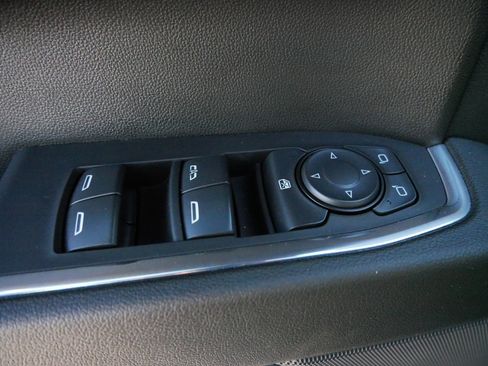 Used 2024 Chevrolet Silverado 1500 LT Trail Boss image 19