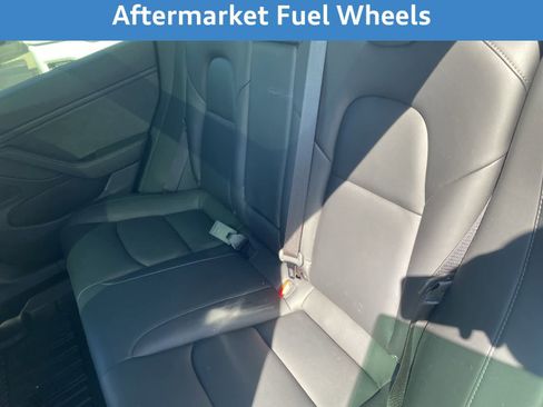 Used 2019 Tesla Model 3 Long Range image 15