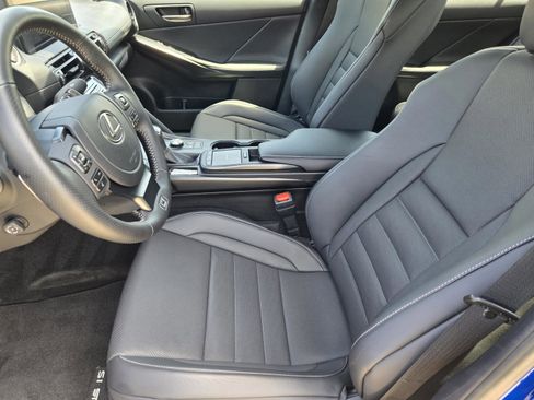 Certified 2025 Lexus IS 500 w/ Accessory Package 2 RWD image 13