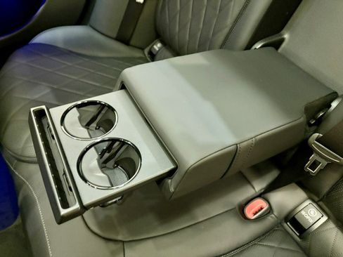 New 2026 Mercedes-Benz E 450 4MATIC Sedan image 23