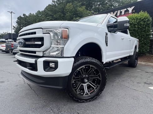 Used 2022 Ford F250 Lariat image 2