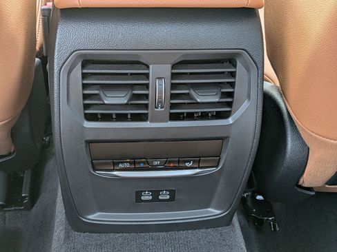 New 2026 BMW 330i xDrive Sedan w/ M Sport Package image 31