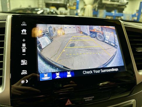 Used 2018 Honda Ridgeline RTL-T image 31