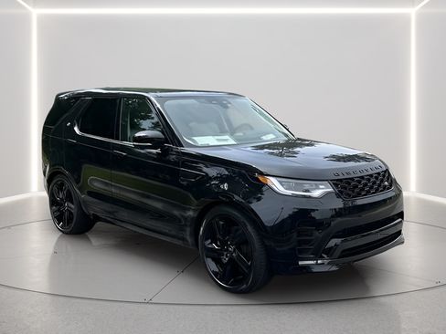 Certified 2025 Land Rover Discovery Dynamic SE AWD/4WD image 7