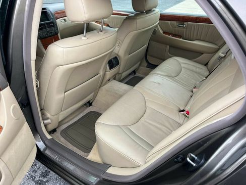Used 2006 Lexus LS 430 RWD image 20