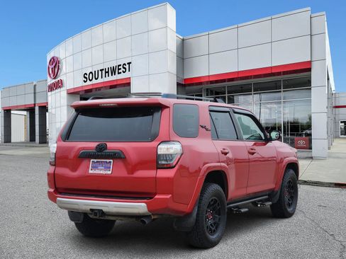Used 2019 Toyota 4Runner TRD Off-Road Premium image 5