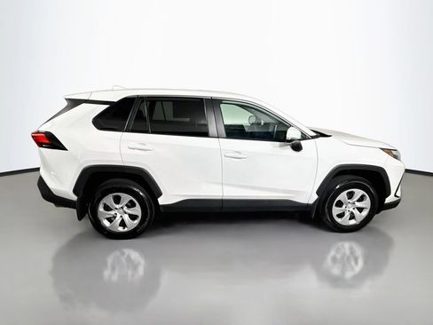 Used 2025 Toyota RAV4 LE AWD/4WD image 8