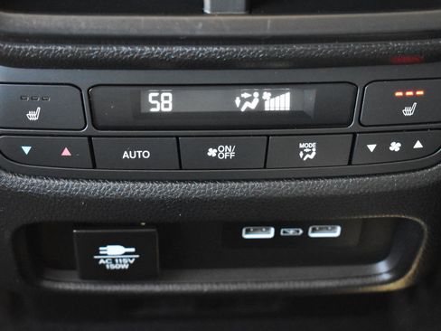 Used 2023 Honda Pilot Elite image 20