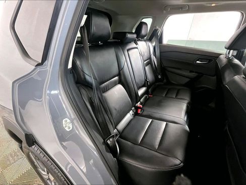 Used 2023 Nissan Rogue SL image 27