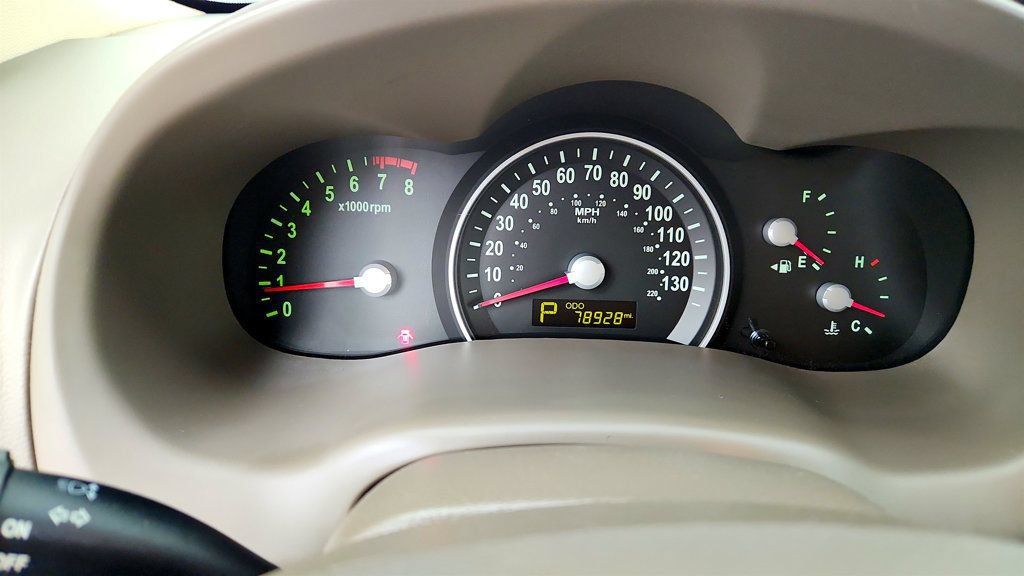 Used 2014 Kia Sedona EX FWD image 13